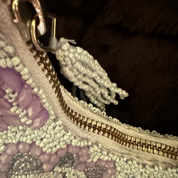 Chic Lavender Beaded Women's Hobo Bag - Picture 4 of 4